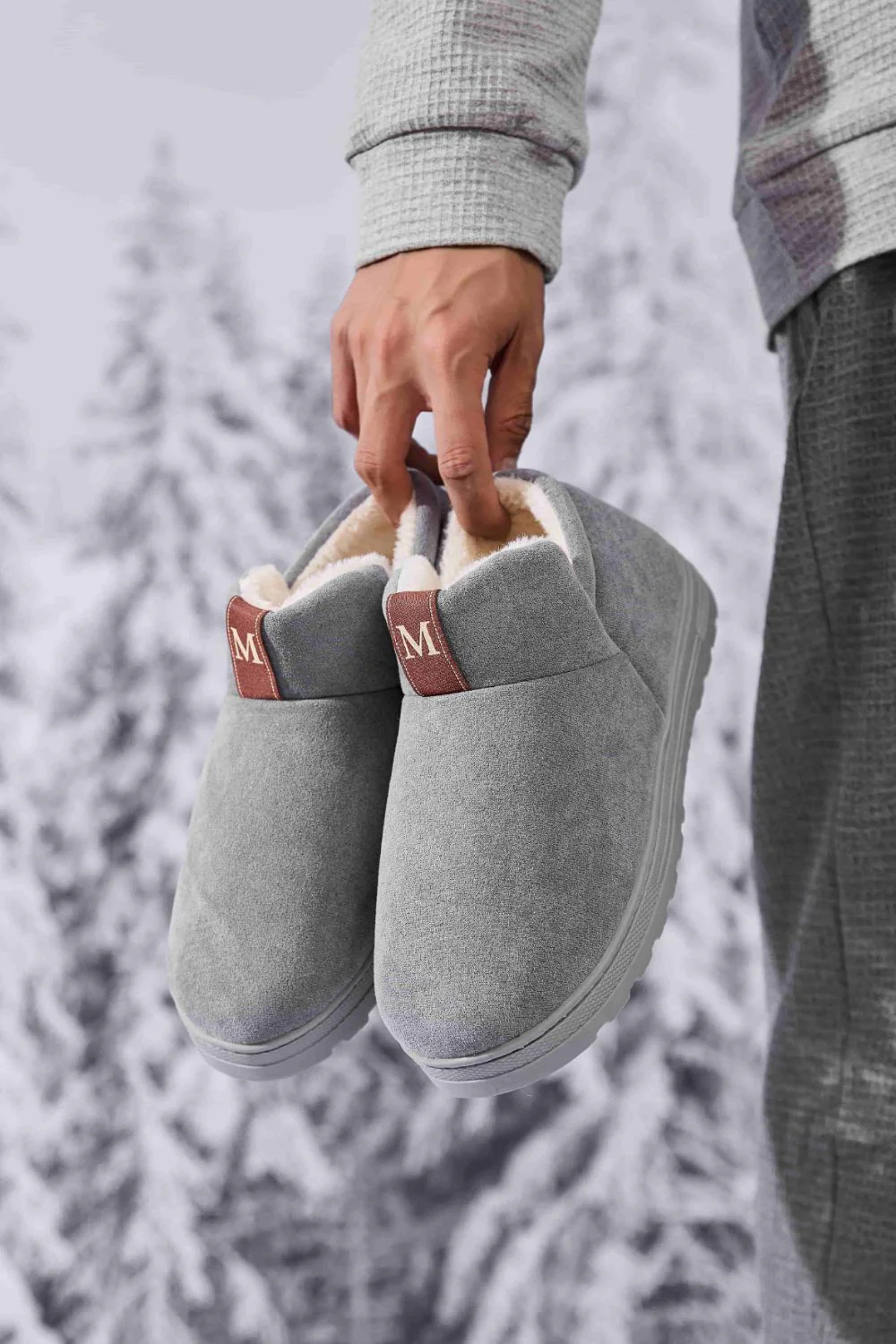 Letter M Suede Round Toe Slippers - Image 16