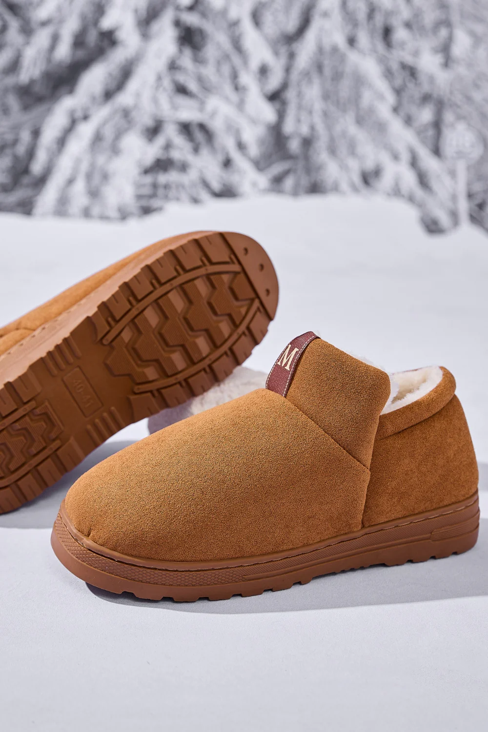 Letter M Suede Round Toe Slippers - Image 7