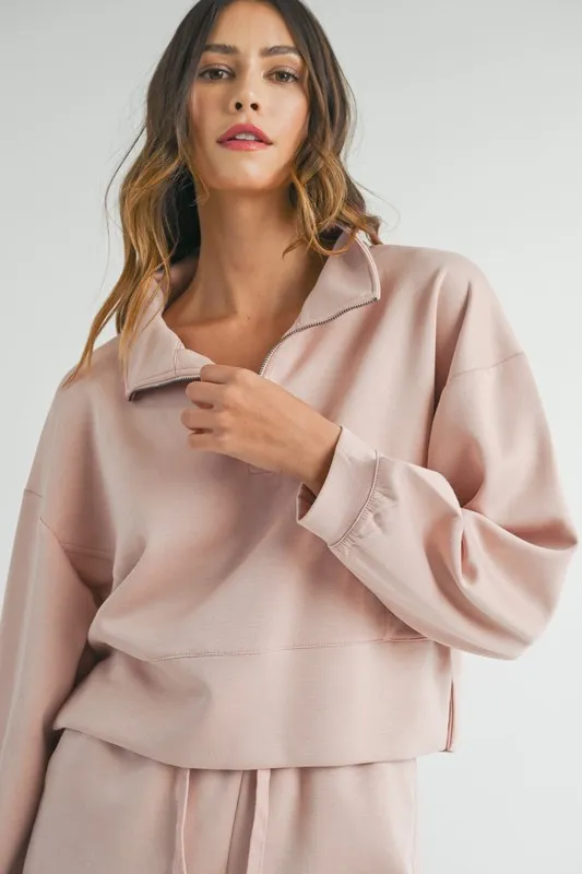 MABLE Half Zip Sweatshirt and Shorts Set - Image 6