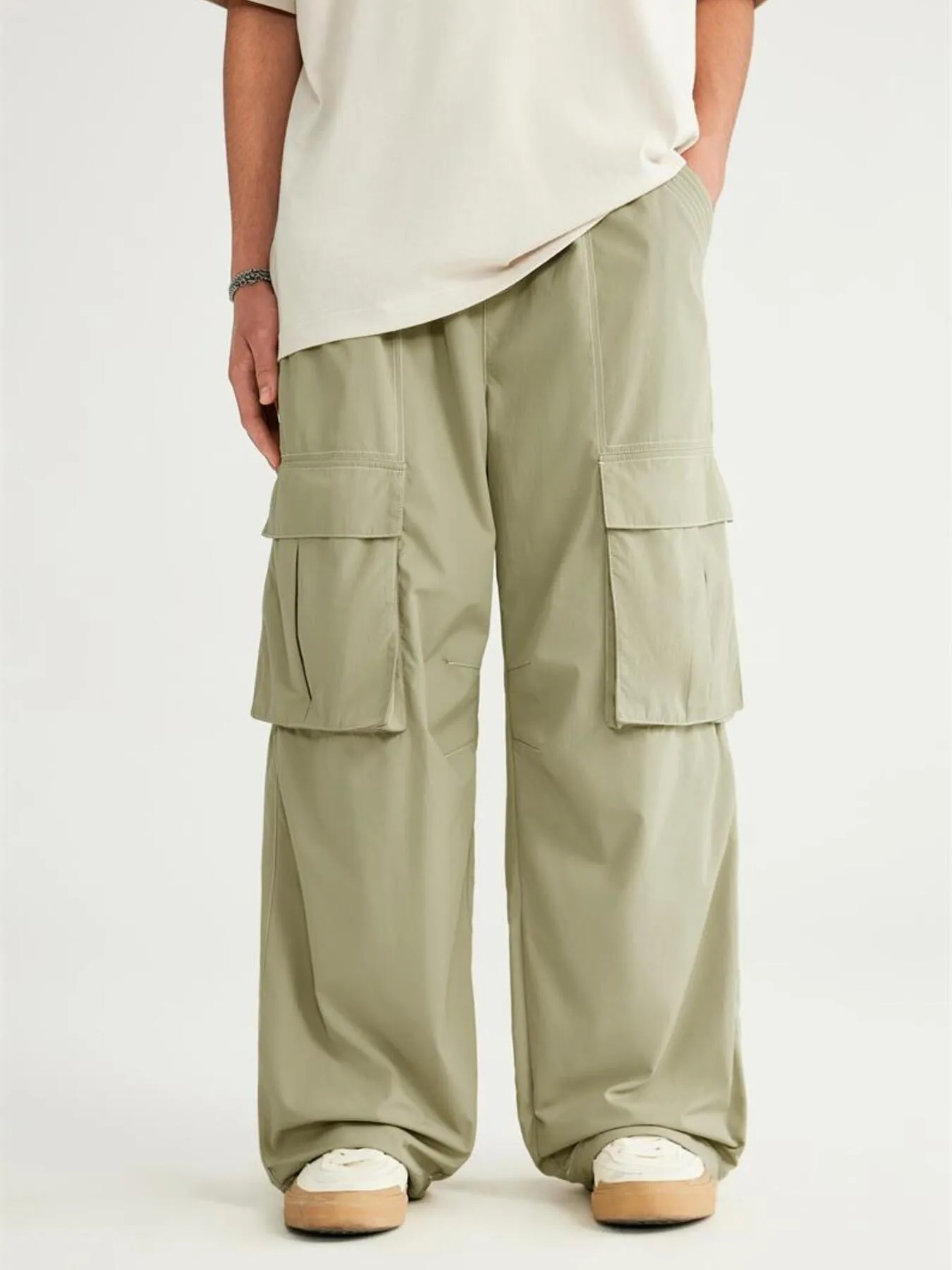 Men's Oversized Cargo Utility Wide Leg Pants