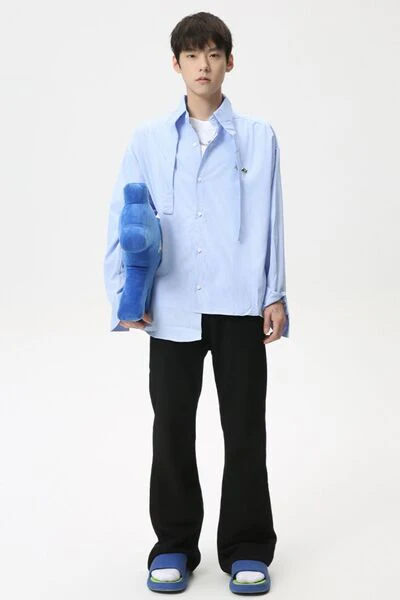 Mid Rise Jeans with Pockets - Image 5