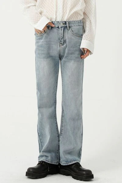 Mid Rise Jeans with Pockets - Image 3