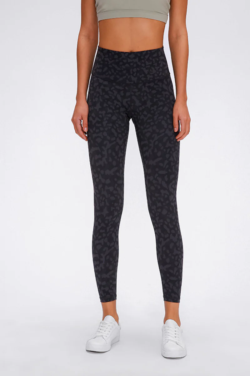 Millennia Wide Seamless Band Waist Sports Leggings - Image 8