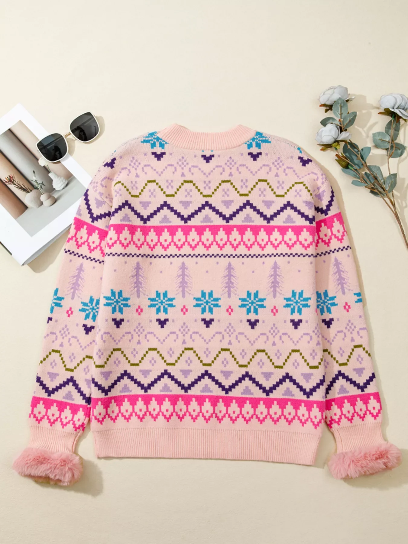 Multicolour Ethnic Christmas Pattern Knit Feather Cuffed Sweater - Image 4