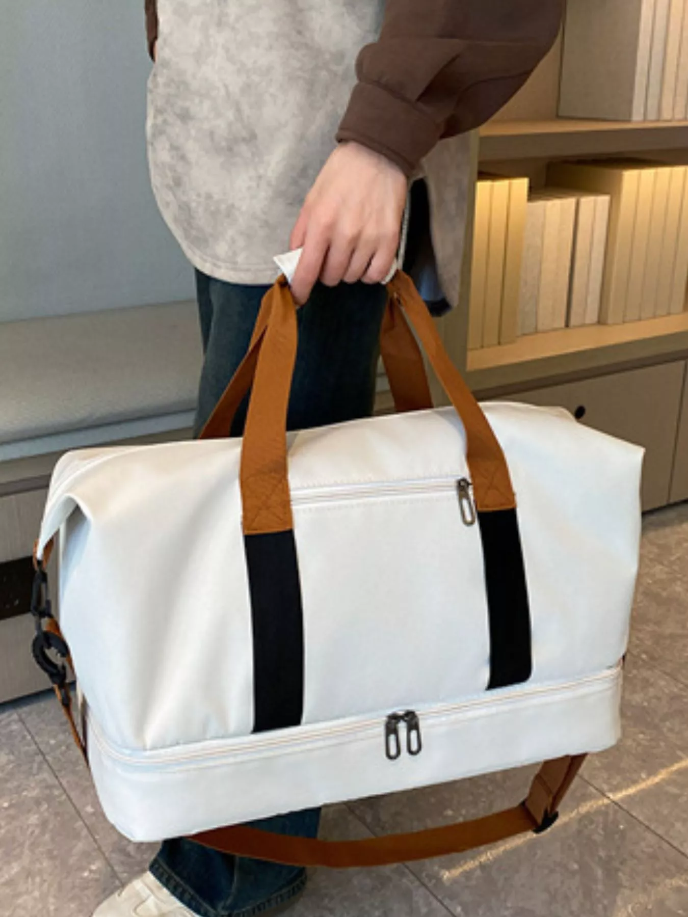 Multifunctional Waterproof Travel Duffel Bag - Image 3