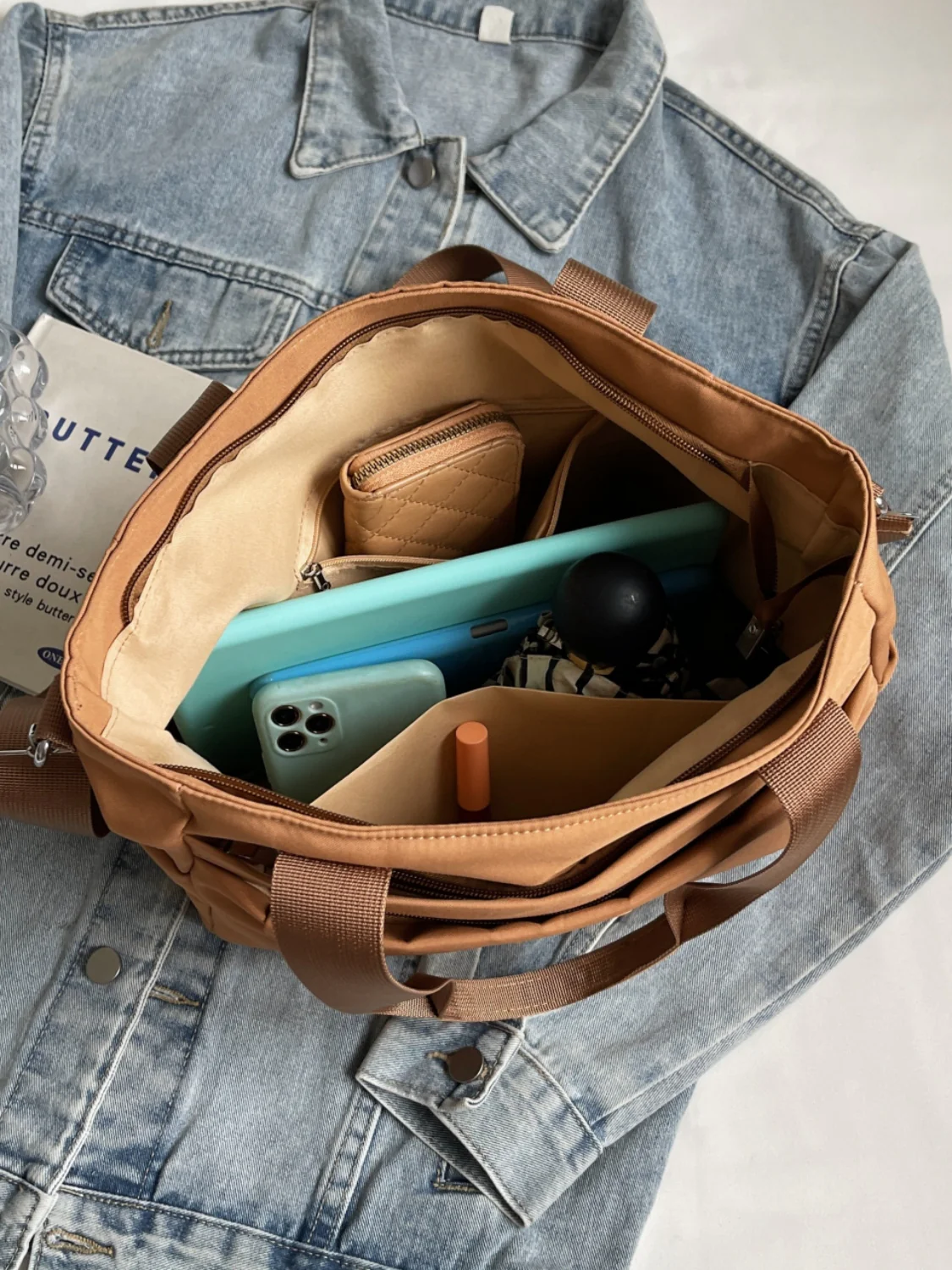 Nylon Solid Color Tote Bag - Image 3