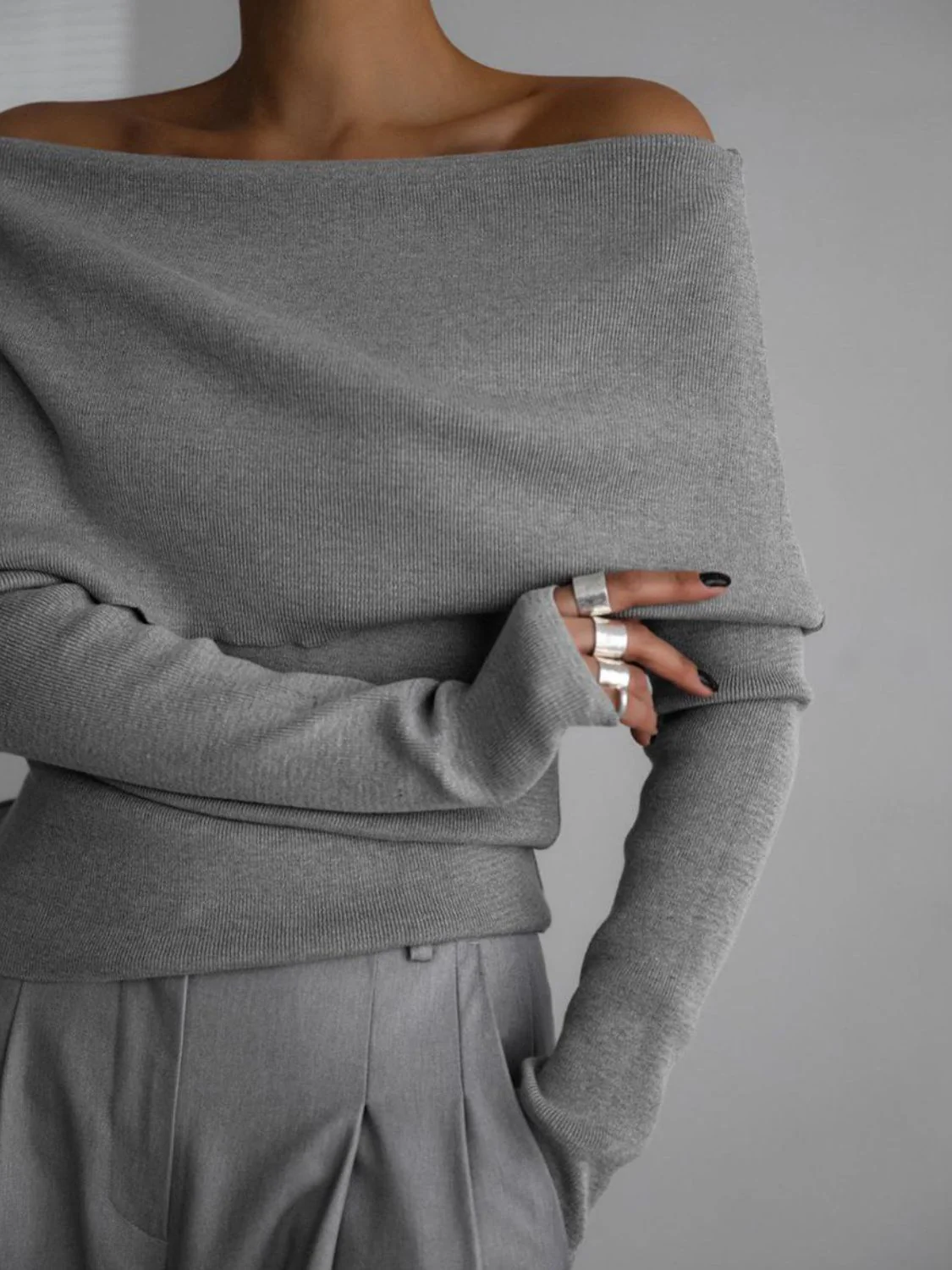 Off-Shoulder Long Sleeve Knit Top - Image 3