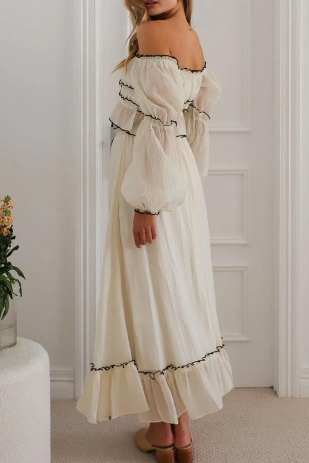 Off-Shoulder Top and Skirt Set - Image 4