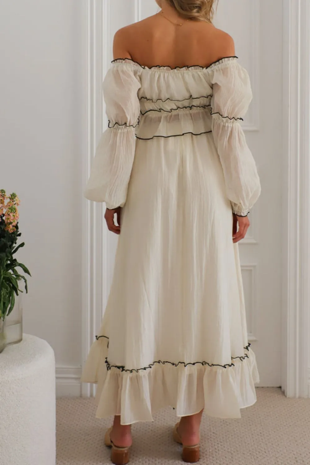 Off-Shoulder Top and Skirt Set - Image 5