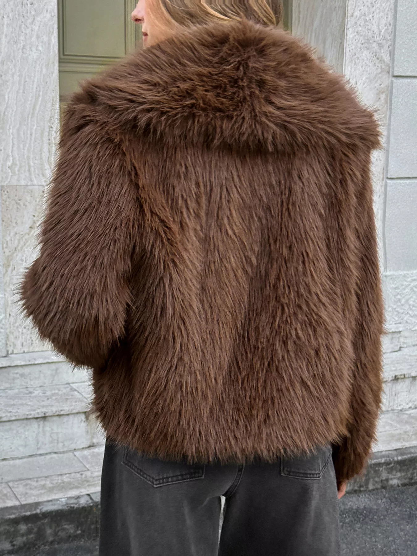 Open Front Faux Fur Cropped Jacket - Image 4