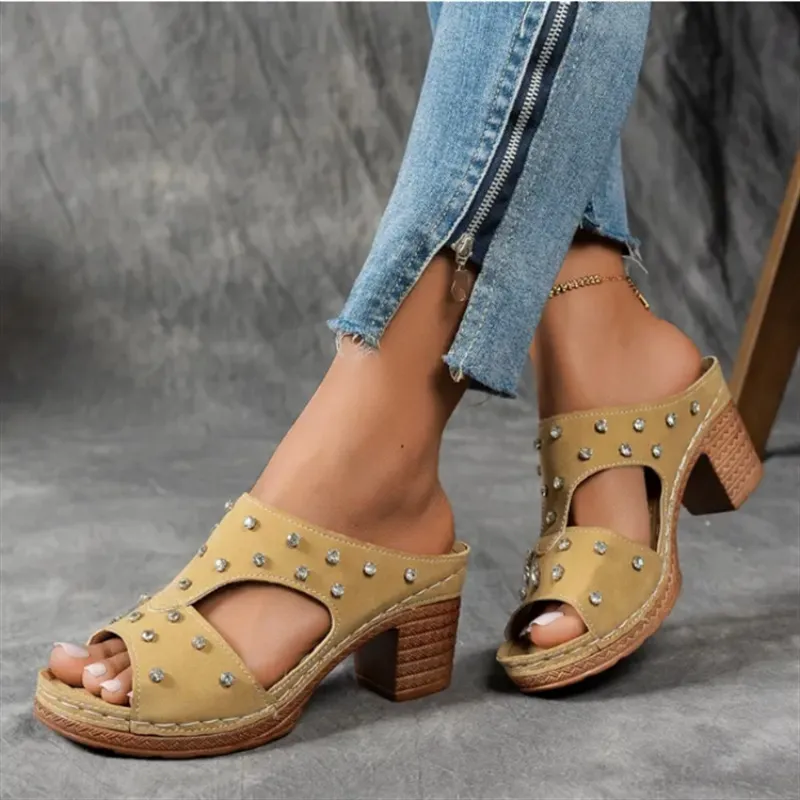 Open Toe Block Heel Sandals - Image 3