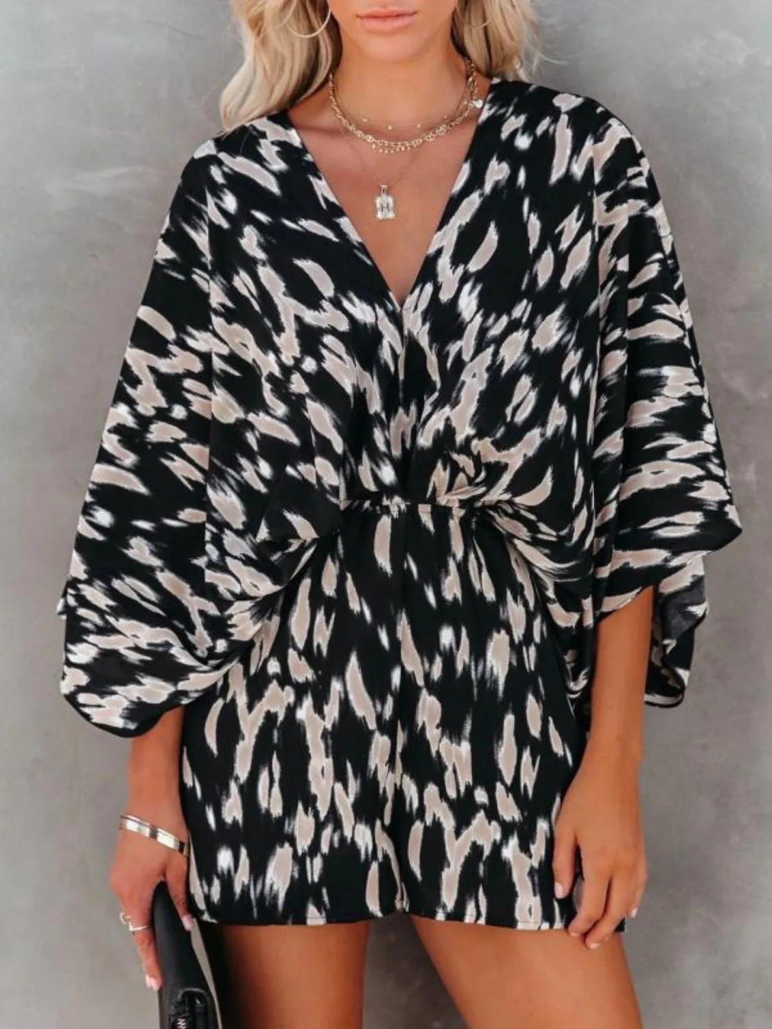 Oversized Tied Back Printed Romper - Image 5
