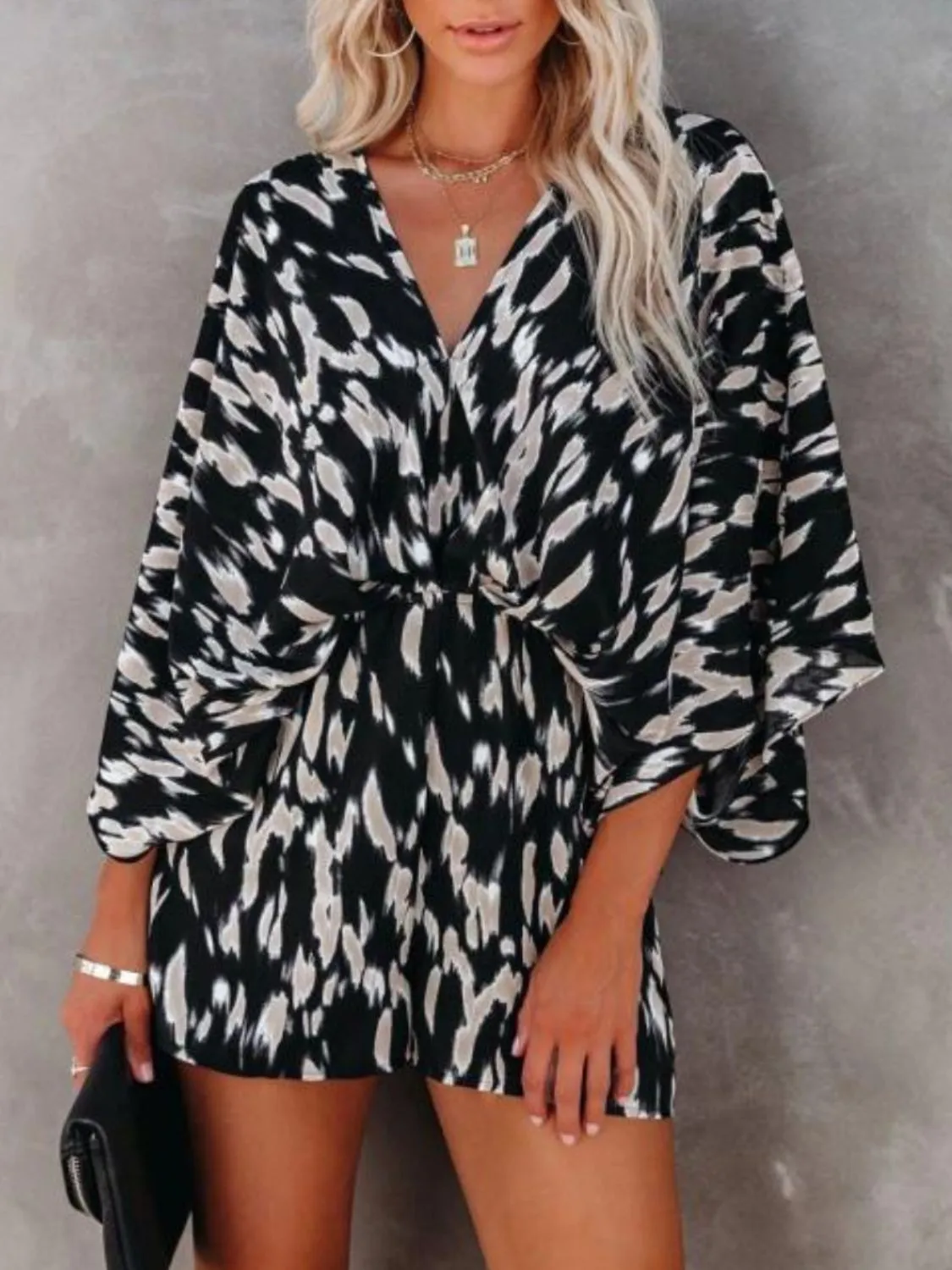 Oversized Tied Back Printed Romper - Image 7