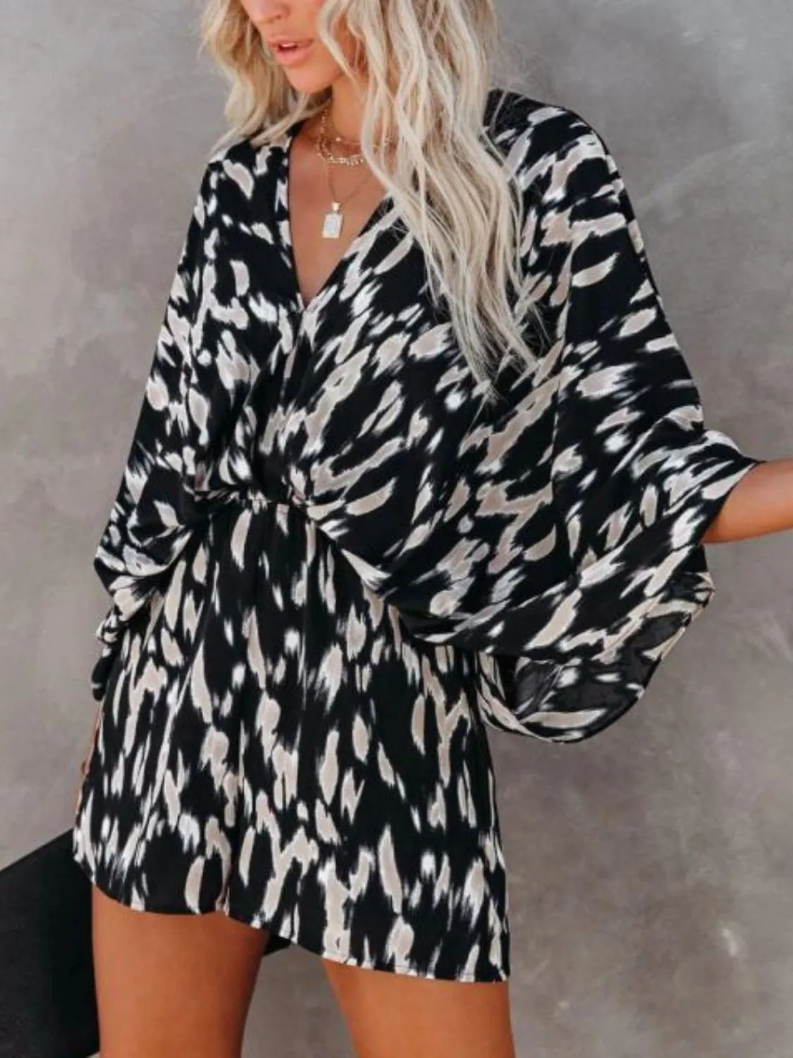 Oversized Tied Back Printed Romper - Image 9