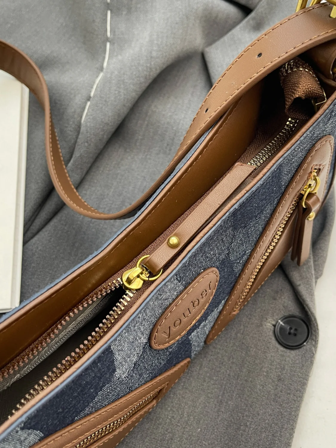 Plaid Adjustable Strap Shoulder Bag - Image 4