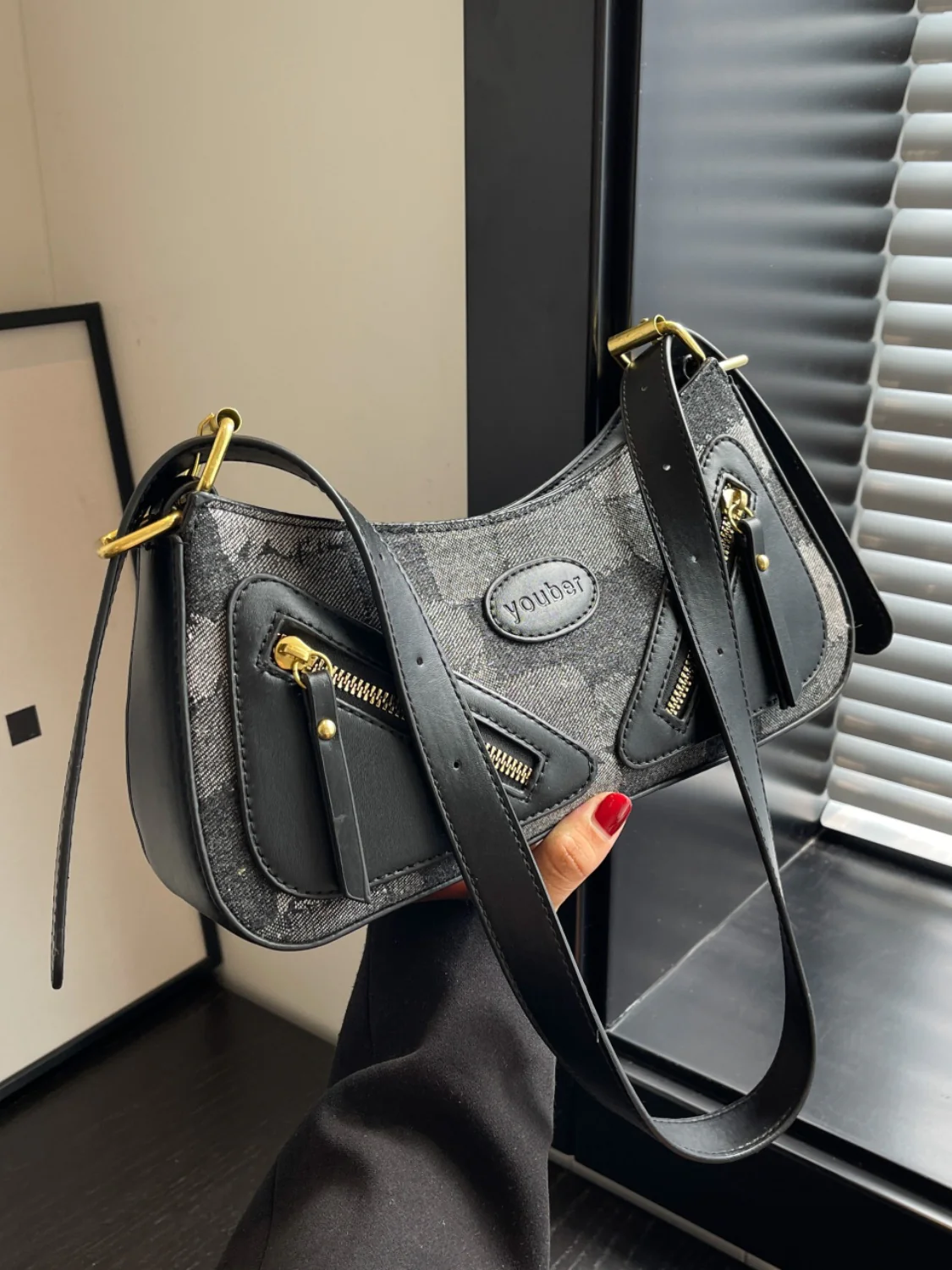 Plaid Adjustable Strap Shoulder Bag - Image 6
