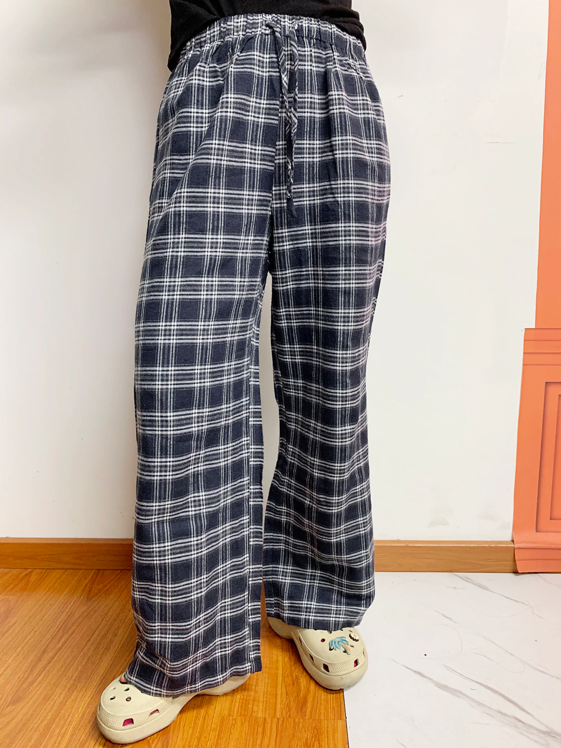 Plaid Drawstring Wide Leg Pants - Image 2