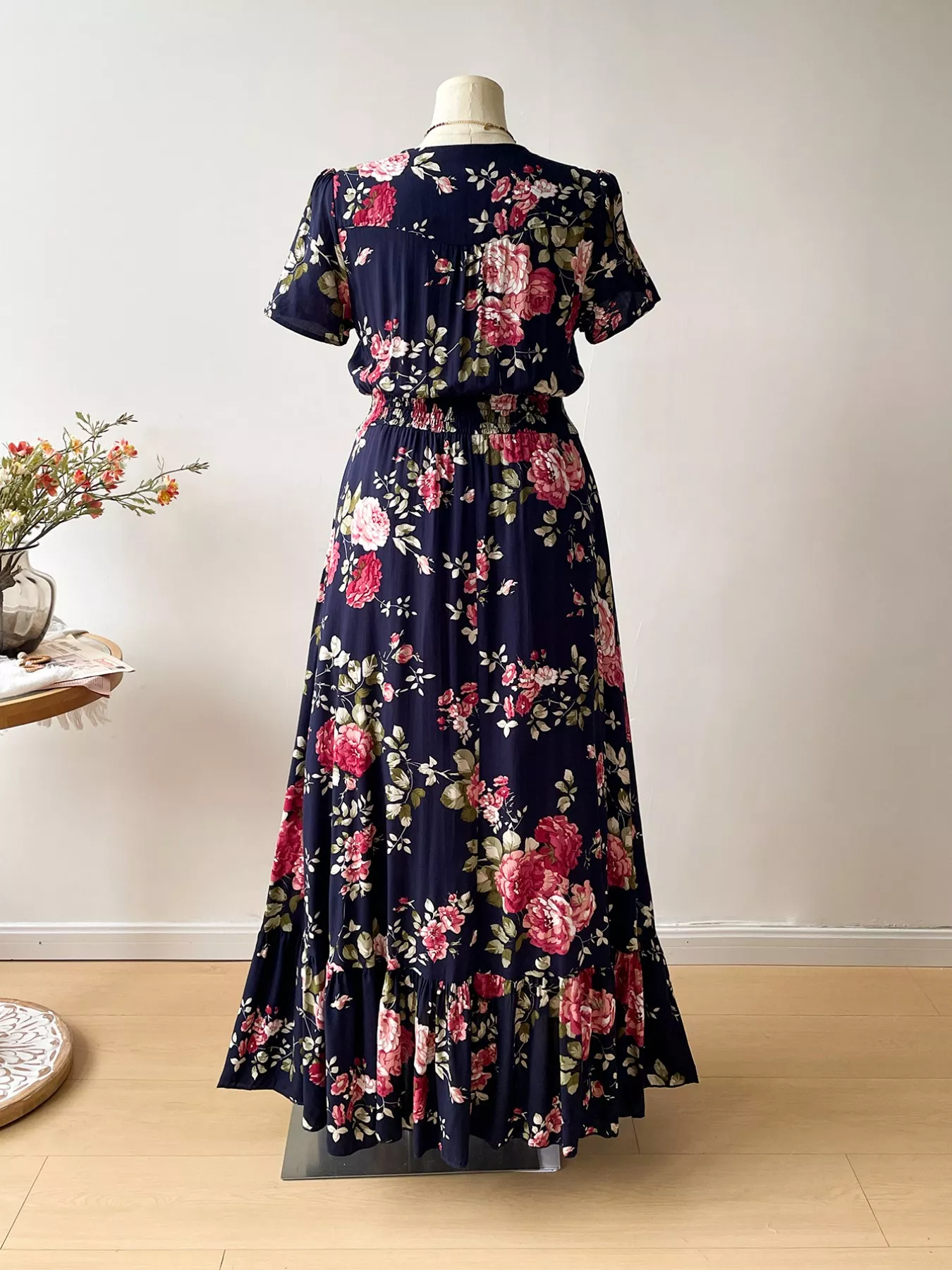 Plus Size Floral Print Short Sleeves V-Neck Dress - Image 6