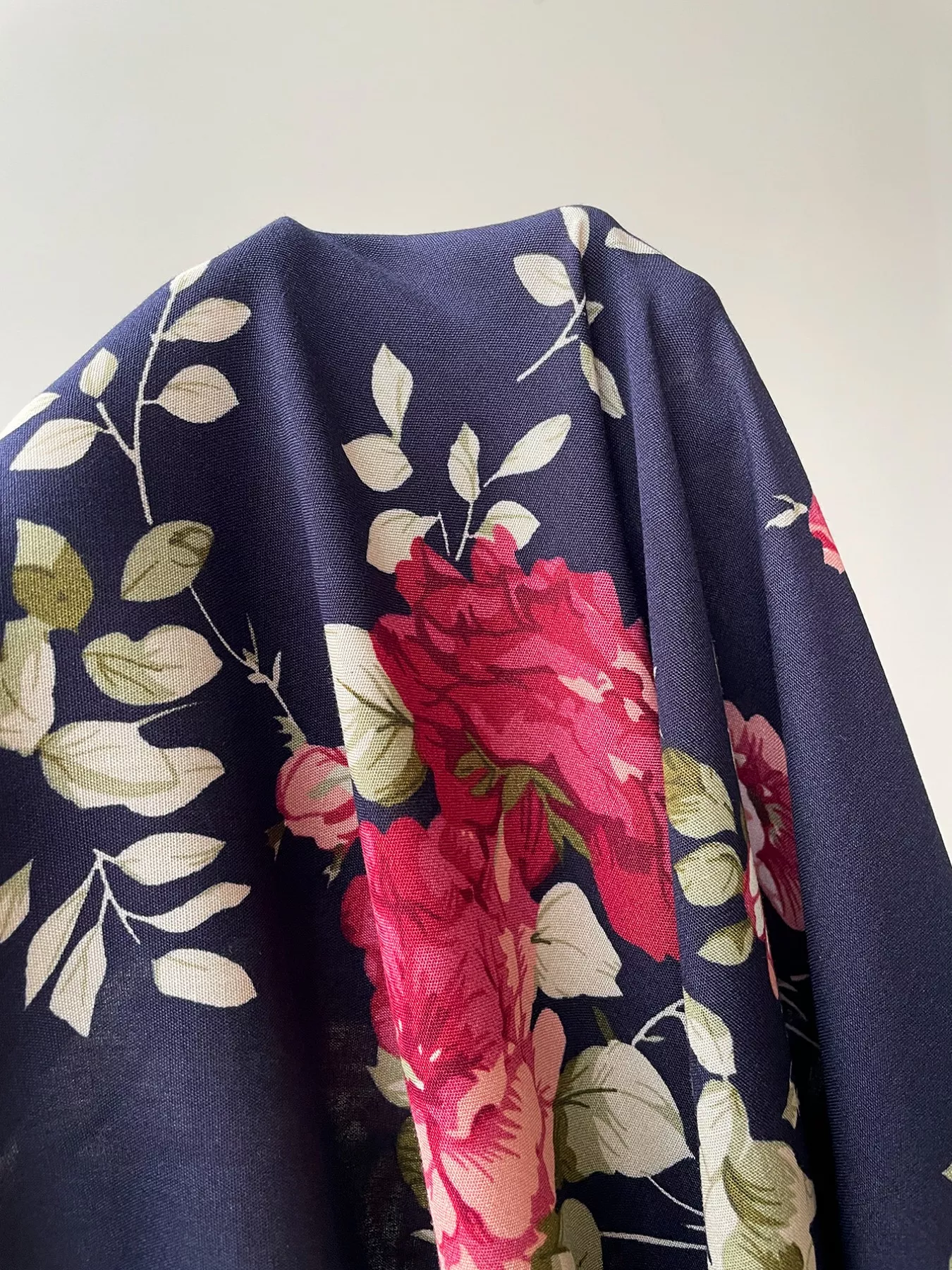 Plus Size Floral Print Short Sleeves V-Neck Dress - Image 7