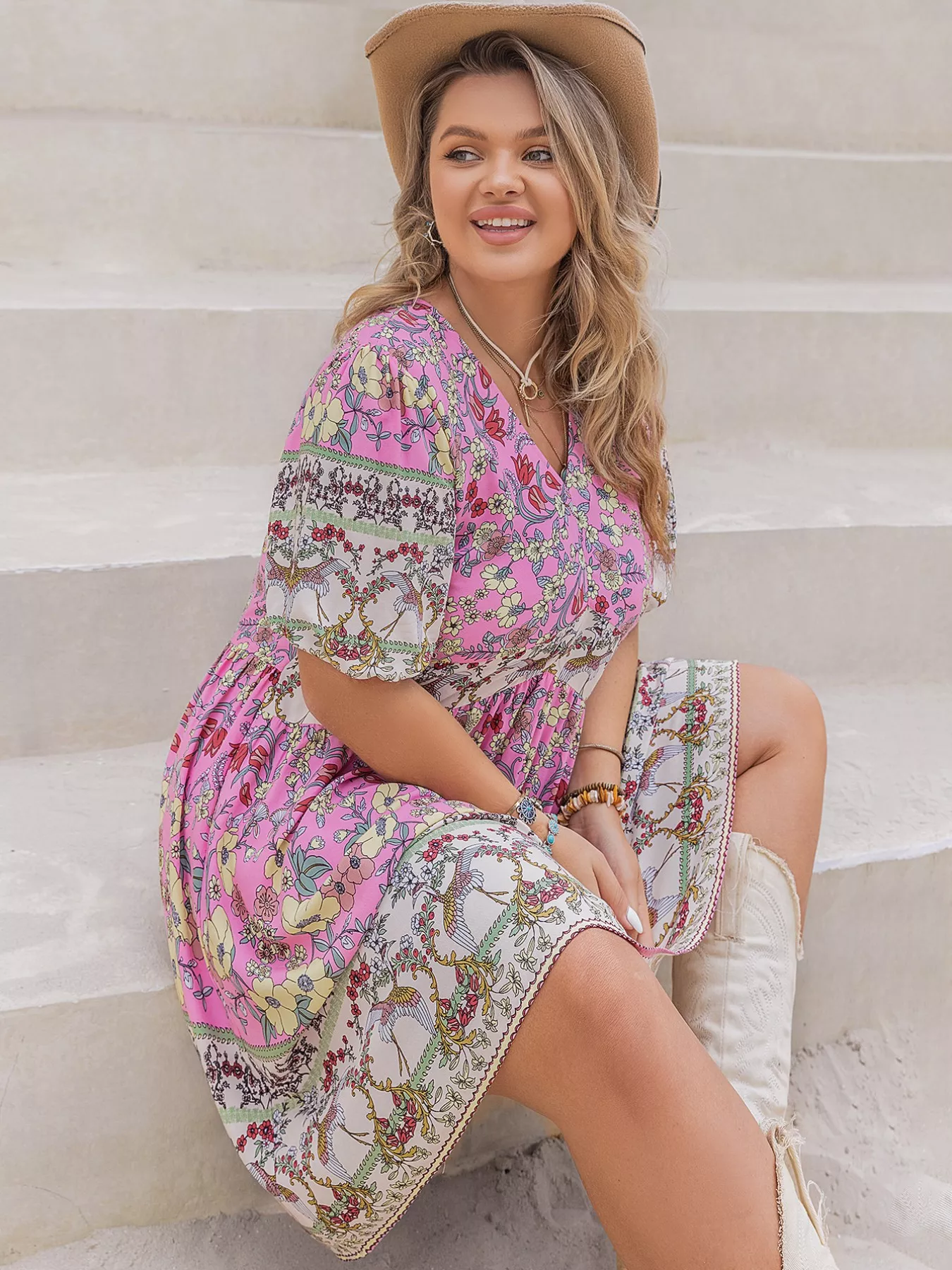 Plus Size Floral Print V-Neck Puff Sleeve Summer Dress - Image 4