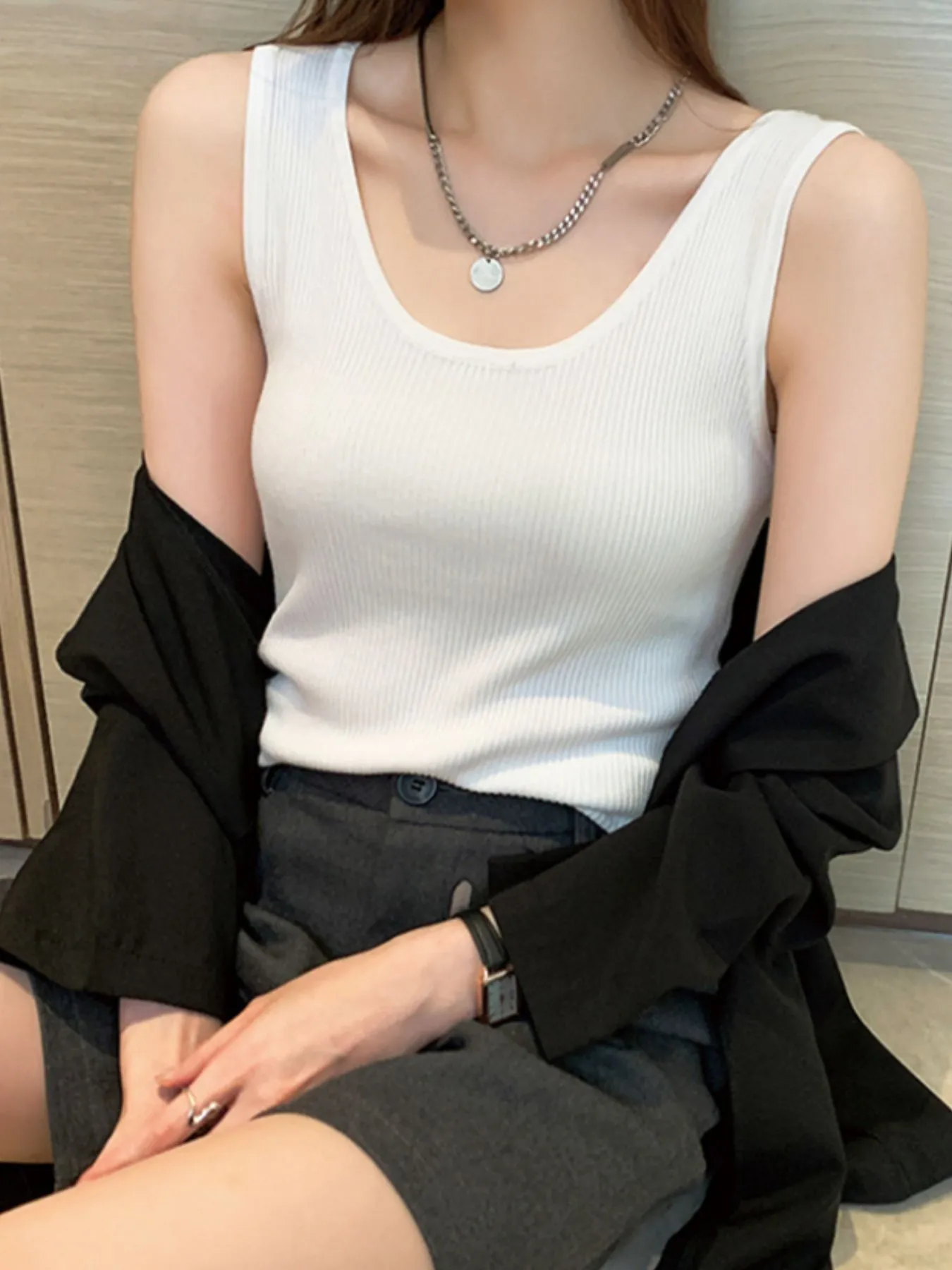Plus Size Ribbed Scoop Neck Tank - Image 4