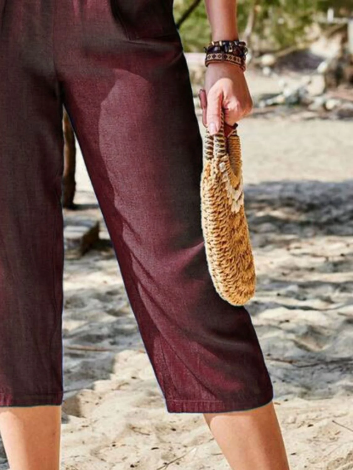 Pocketed Elastic Waist Capris - Image 6