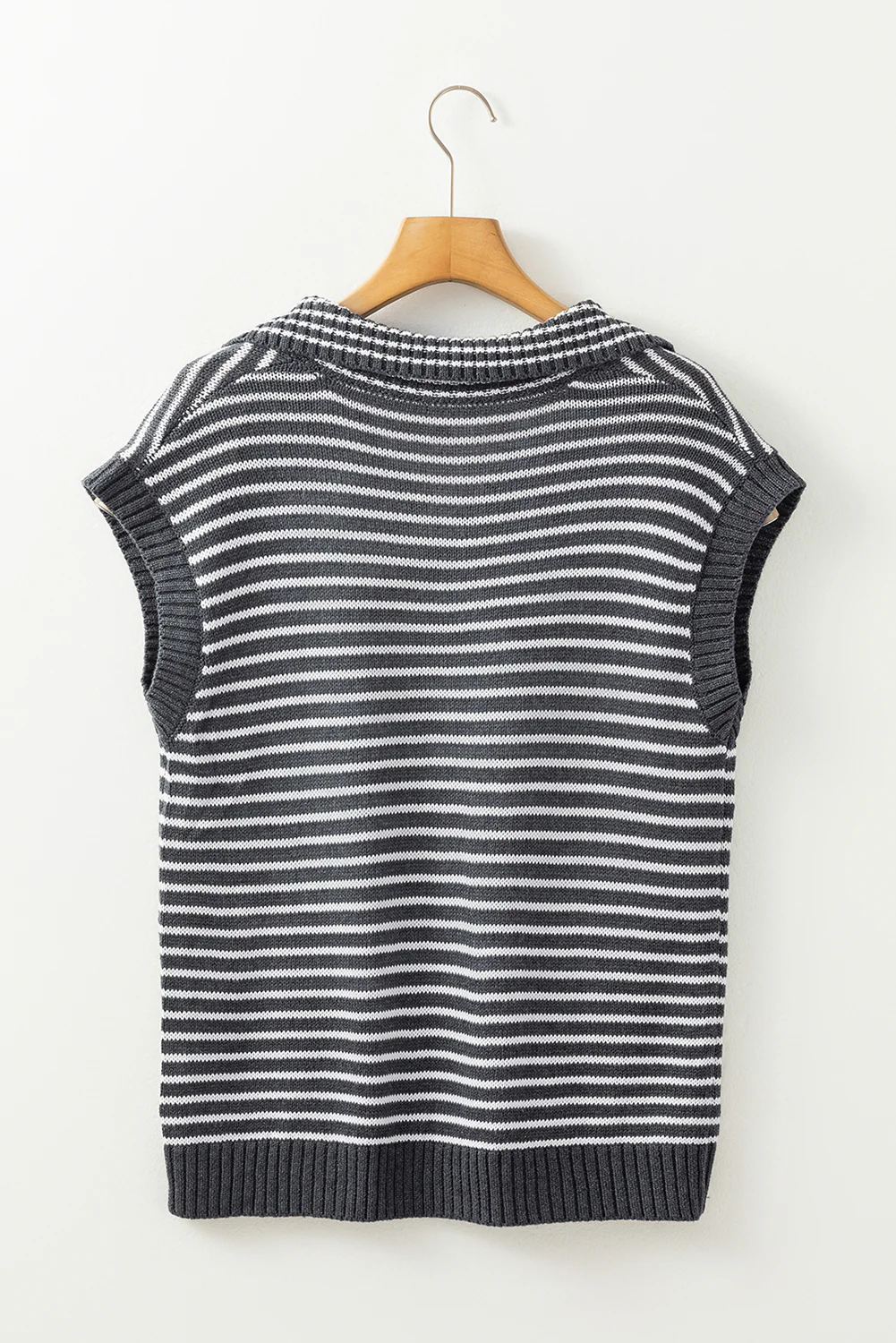 Pocketed Striped Johnny Collar Sweater Vest - Image 3