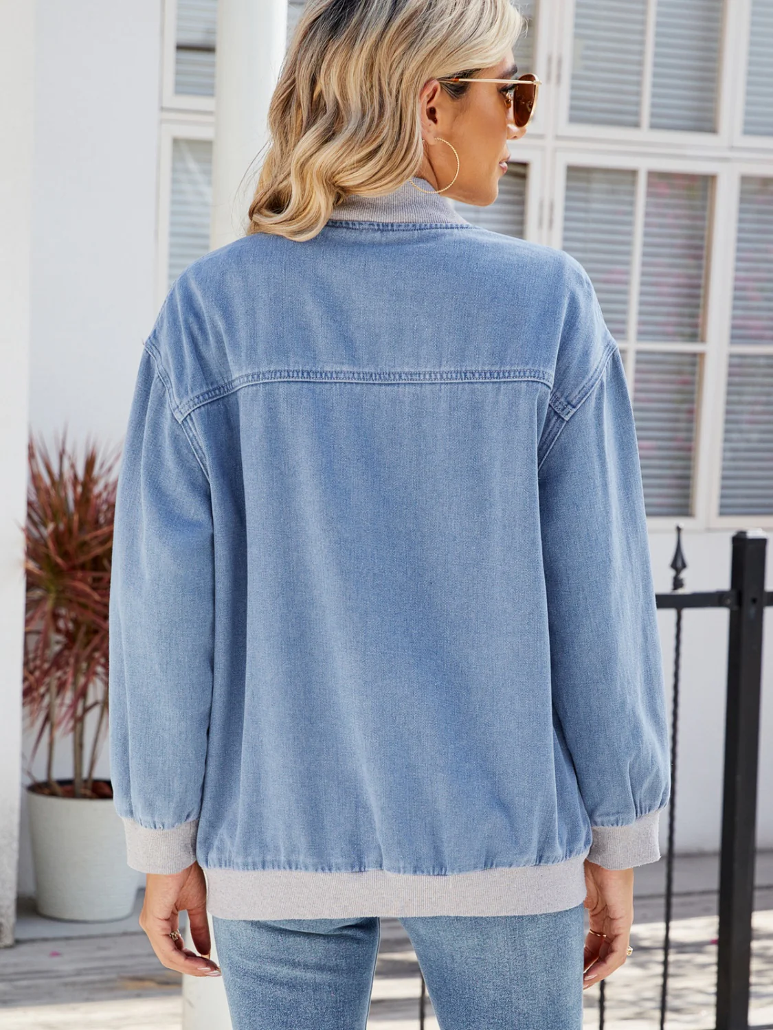 Pocketed Zip Up Baseball Collar Denim Jacket - Image 2