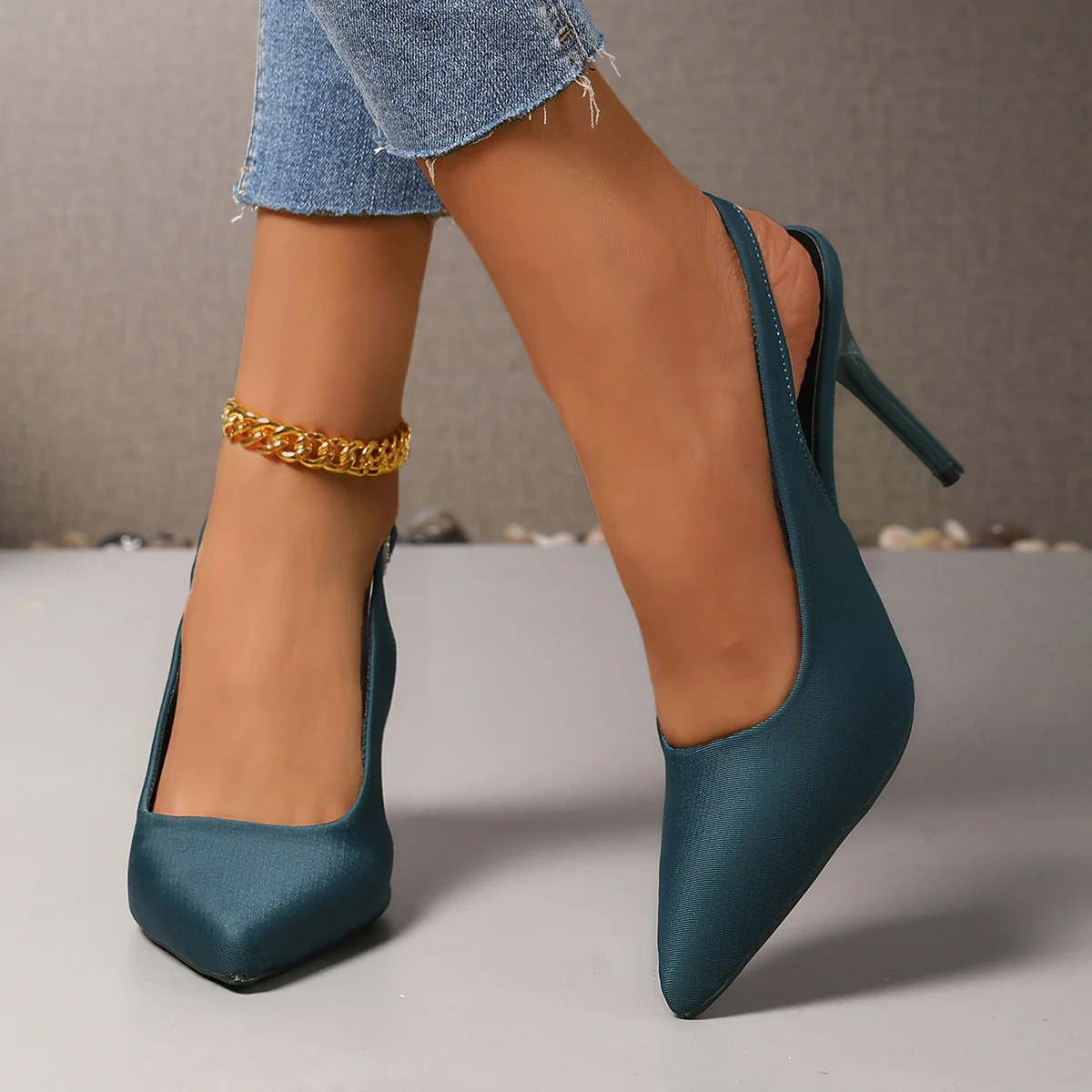 Point Toe Kitten Heels Pumps - Image 5