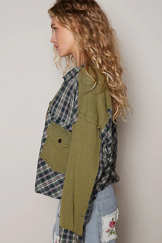 POL Plaid Button Down Shirt with Chest Pockets - Image 3