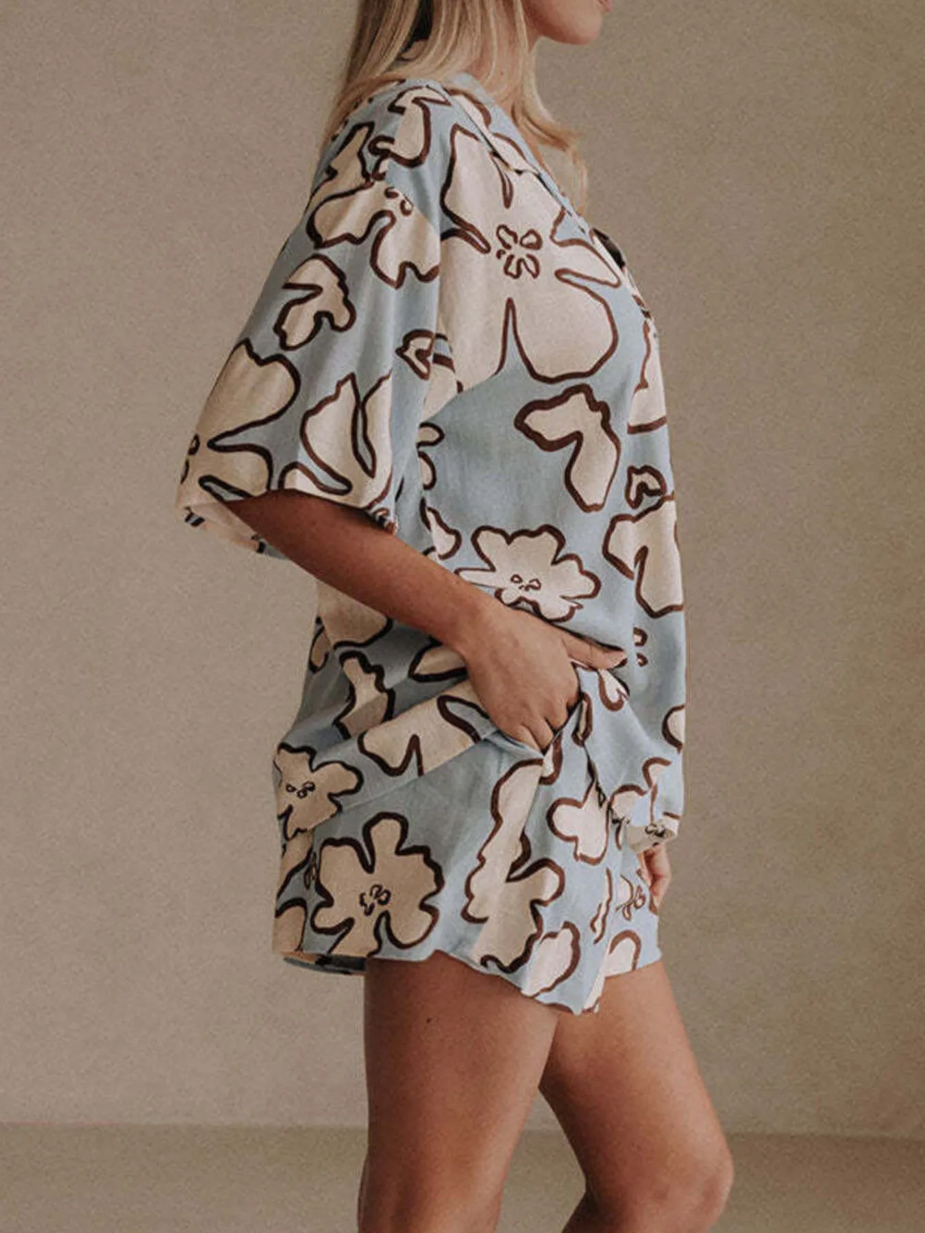 Printed Button Up Shirt and Shorts Set - Image 3