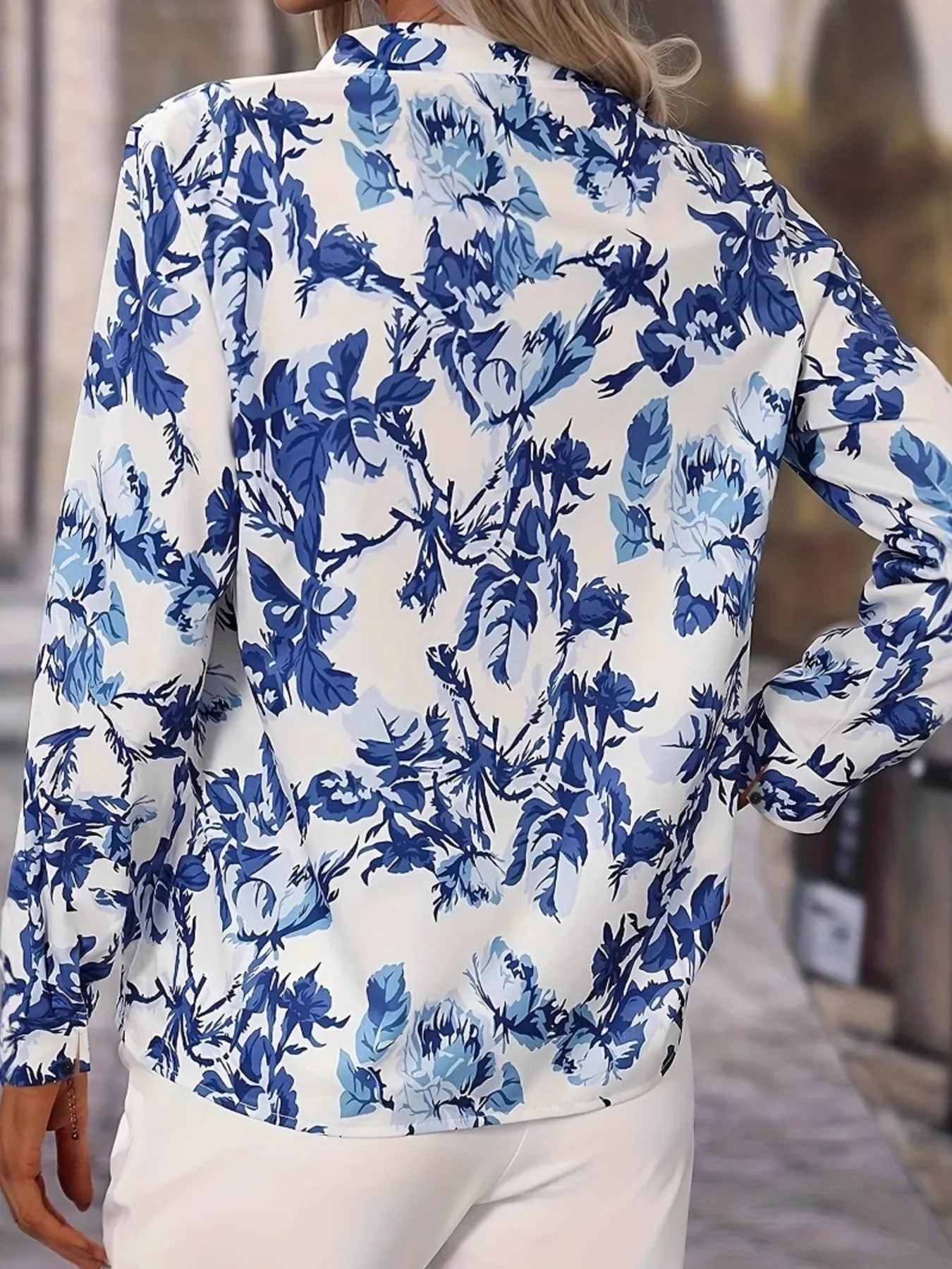 Printed Notched Long Sleeves Blouse - Image 4