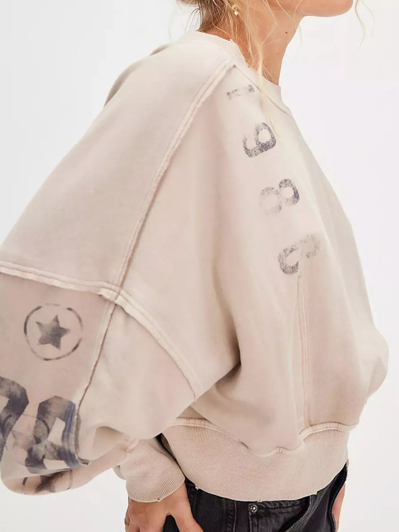 Printed Round Neck Dropped Shoulder Sweatshirt - Image 10