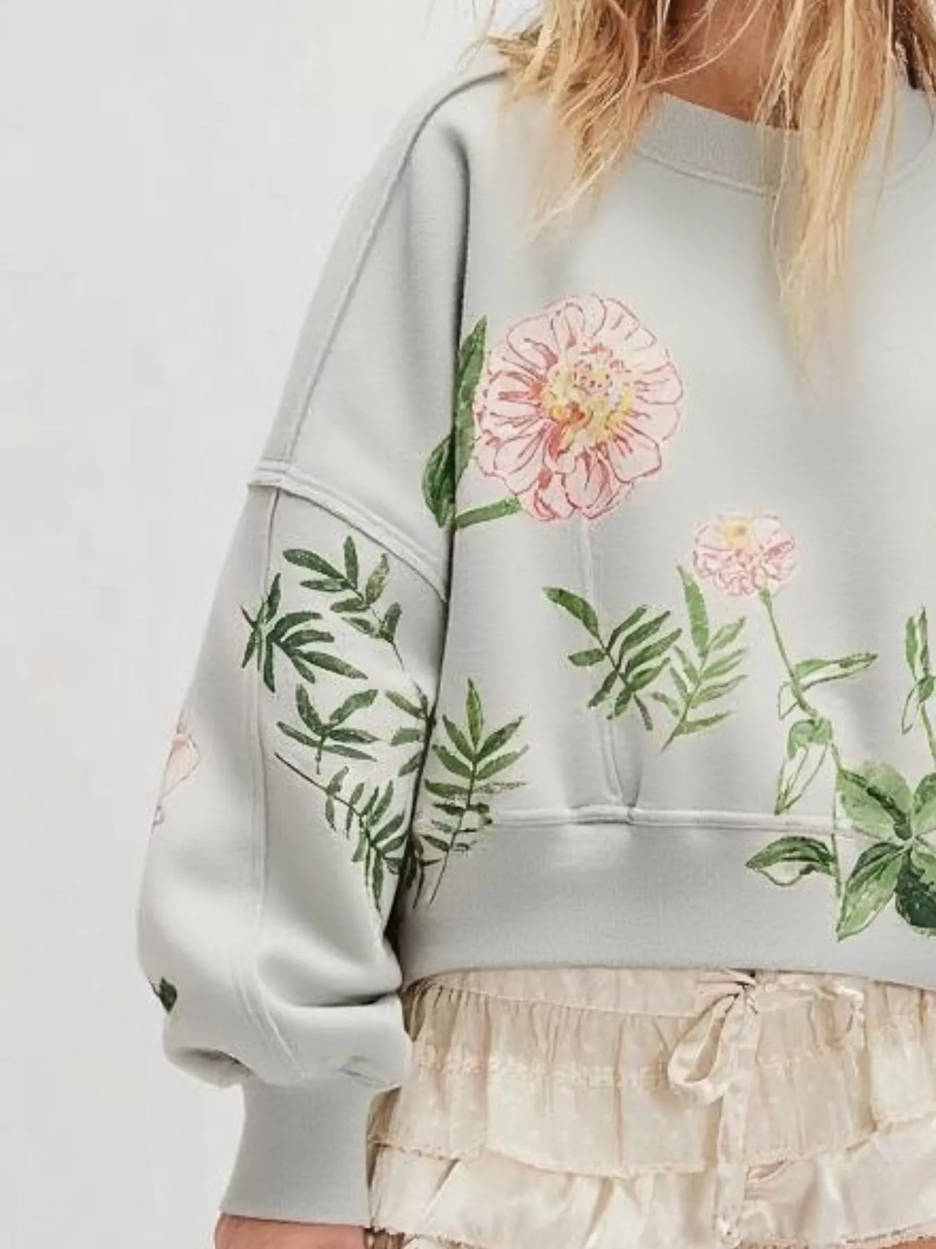 Printed Round Neck Dropped Shoulder Sweatshirt - Image 23
