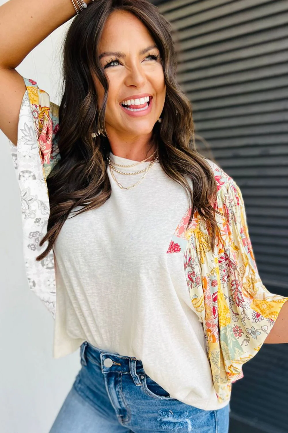 Printed Round Neck Flutter Sleeve Blouse - Image 3