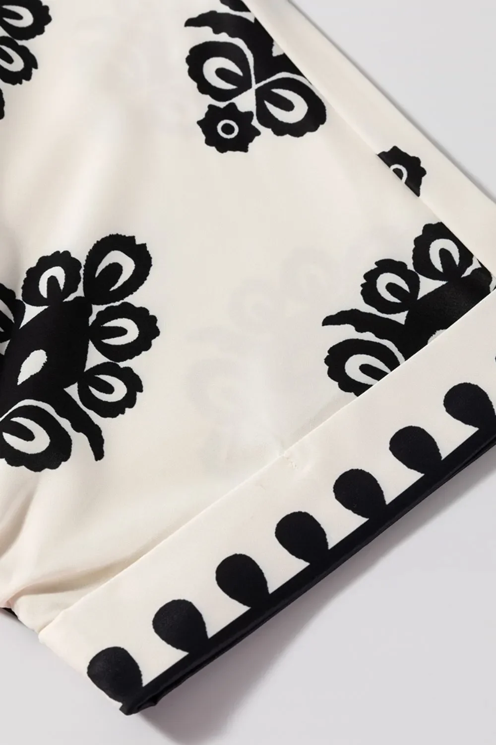 Printed Short Sleeve Loose Blouse - Image 12