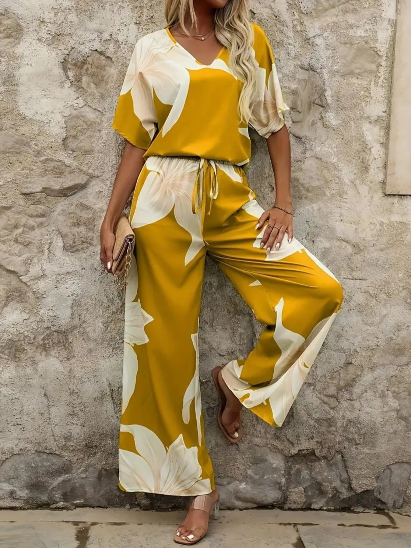 Printed V-Neck Top and Pants Set - Image 8