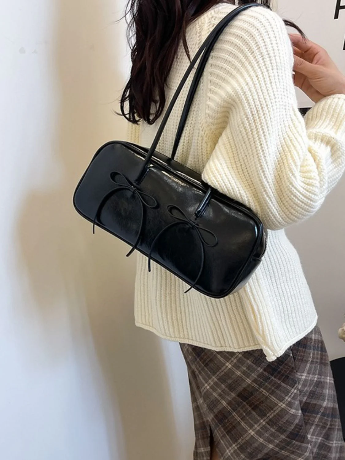 PU Leather Bow Trim Shoulder Bag - Image 10