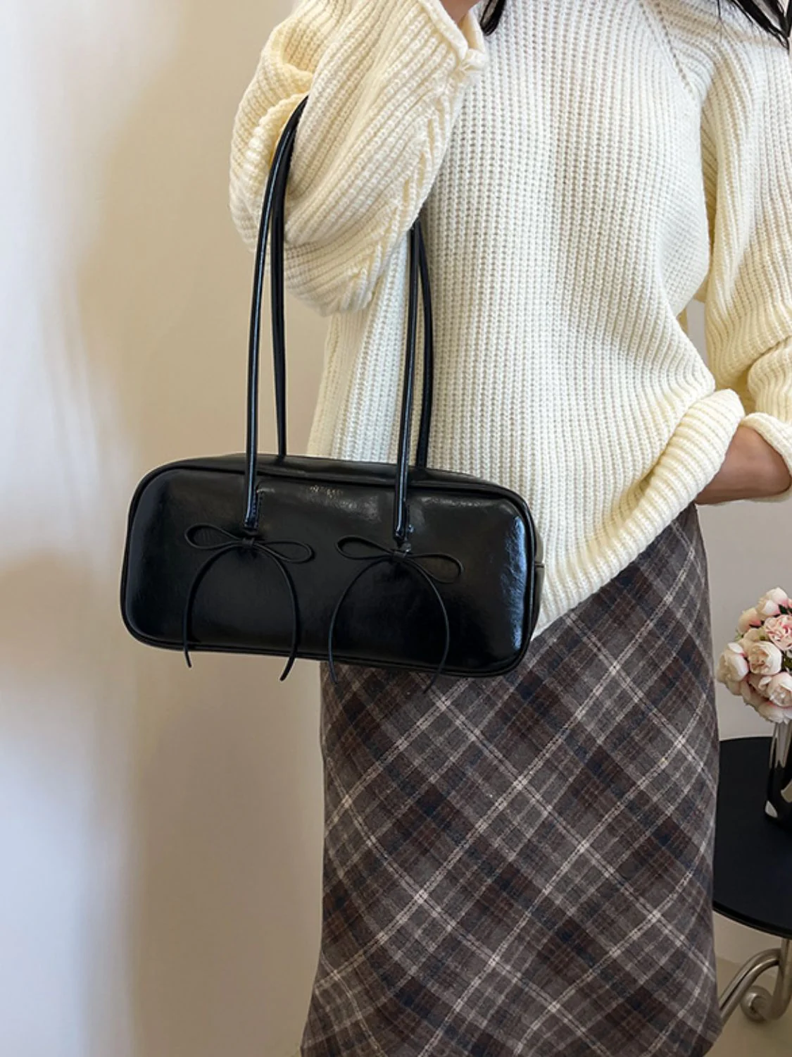 PU Leather Bow Trim Shoulder Bag - Image 11