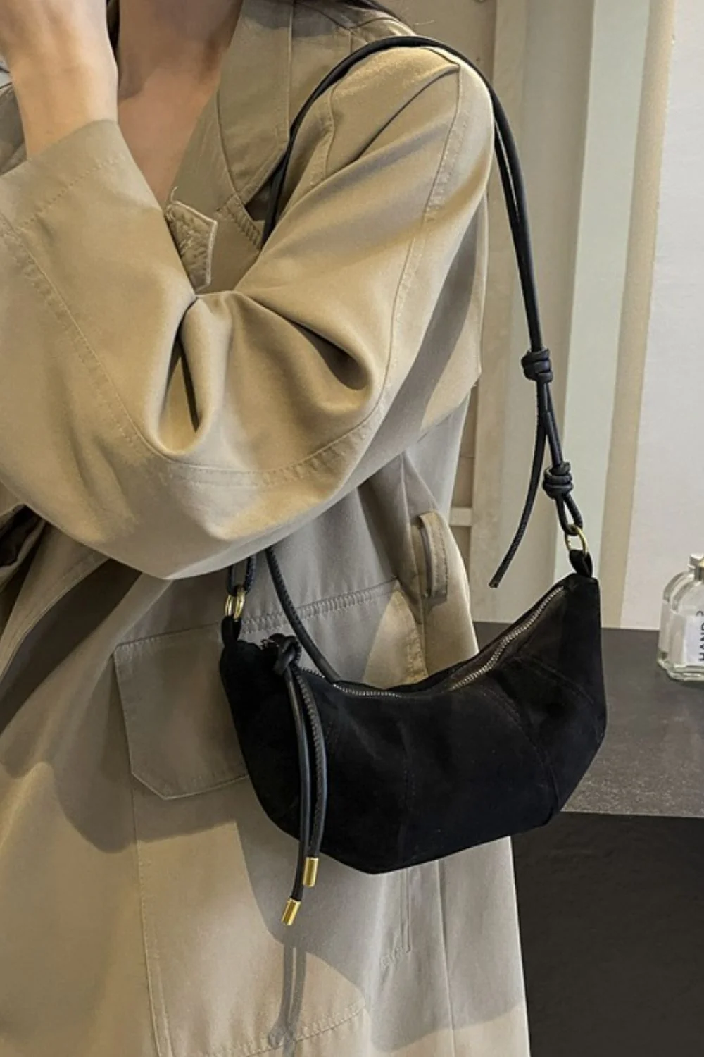 PU Leather Strap Suede Shoulder Bag - Image 16
