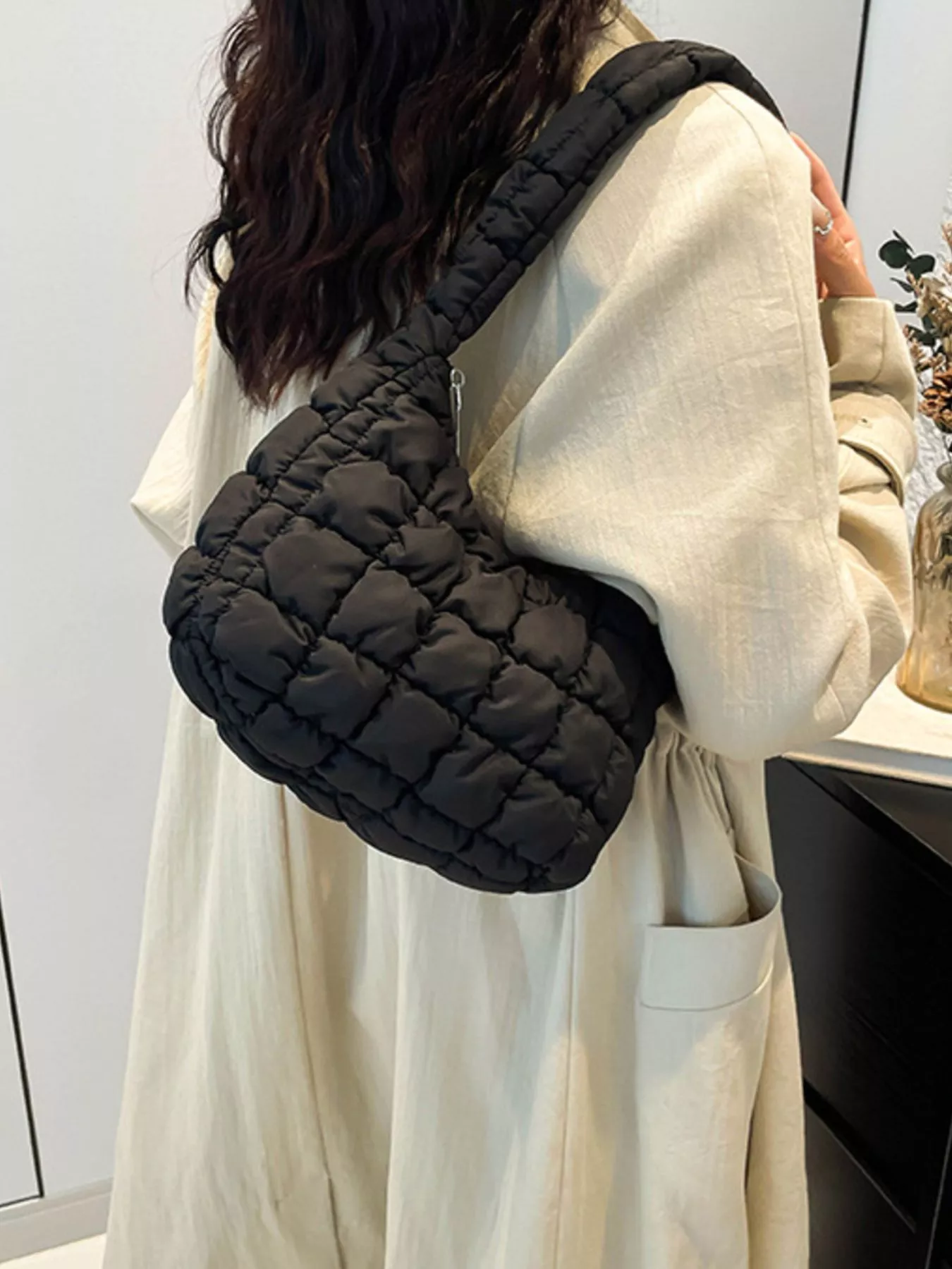 Quilted Ruched Shoulder Bag - Image 2
