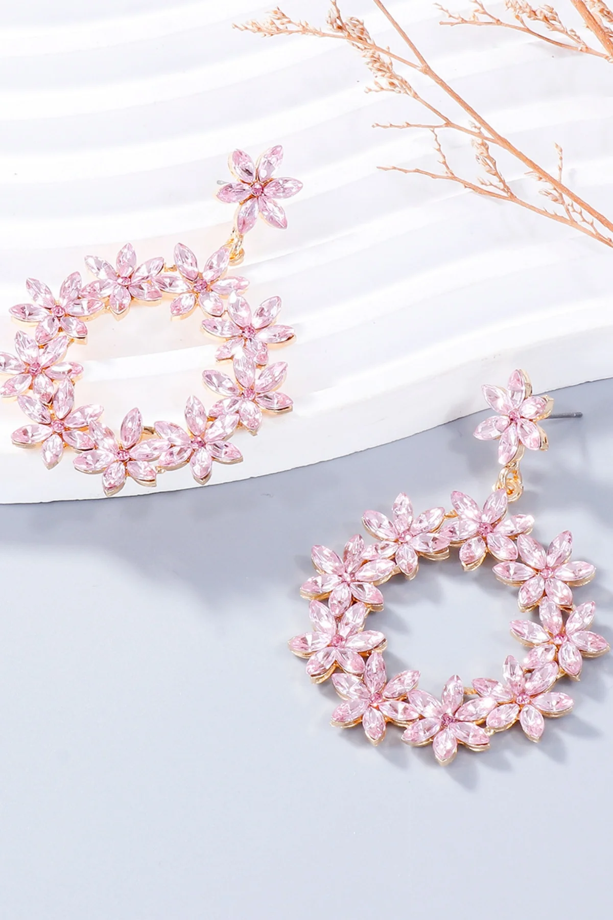 Rhinestone Flower Dangle Earrings - Image 11