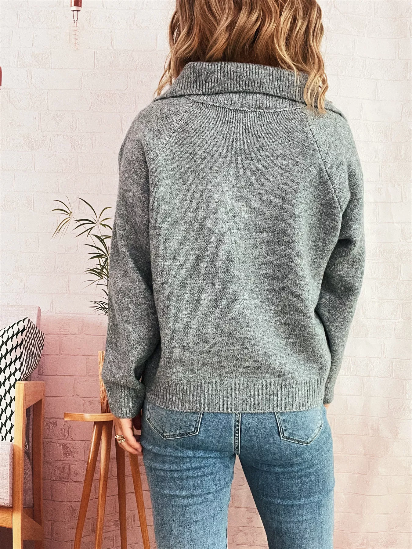 Ribbed Hem Raglan Sleeve Sweater - Image 16