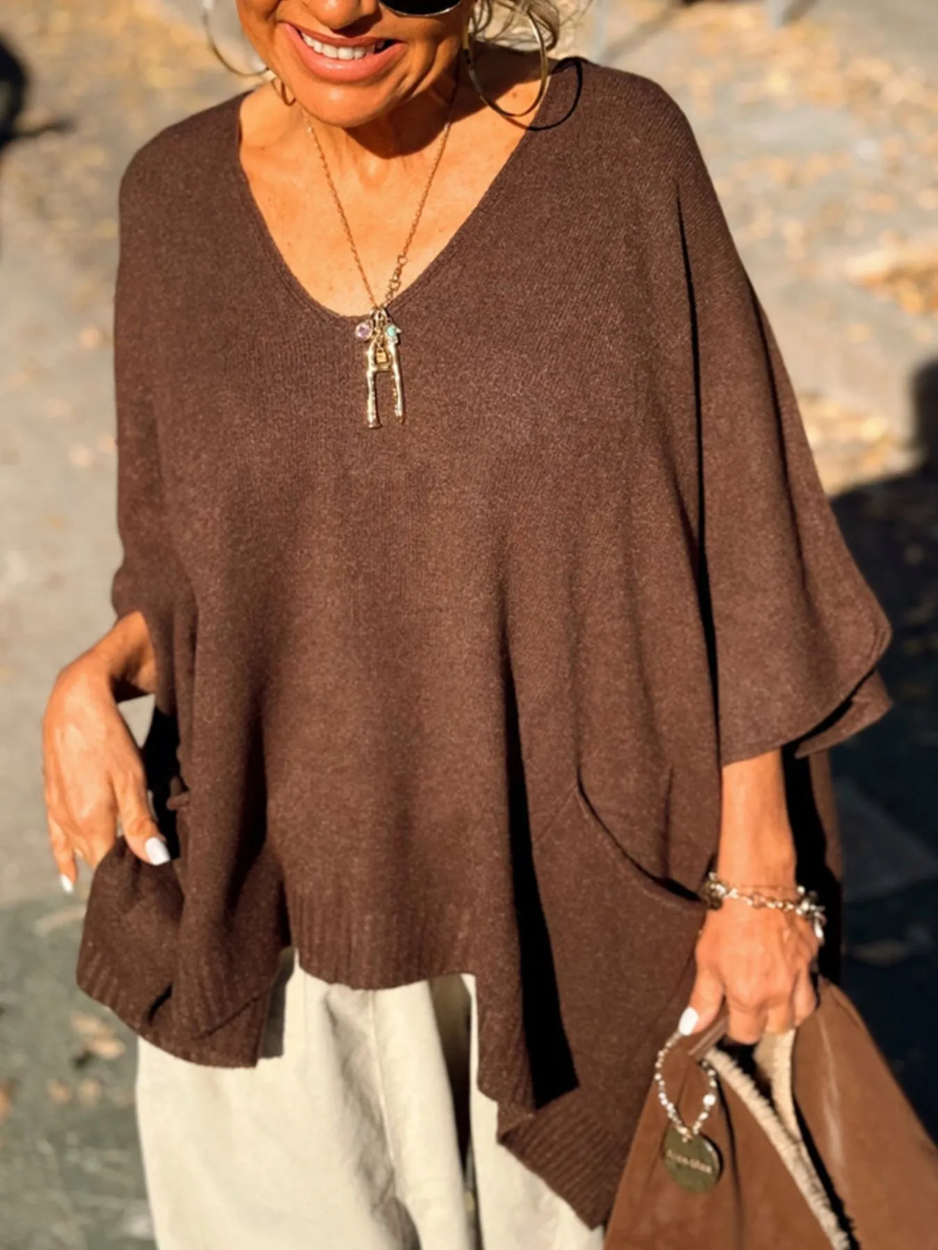 Ribbed Hem V-Neck Sweater - Image 20