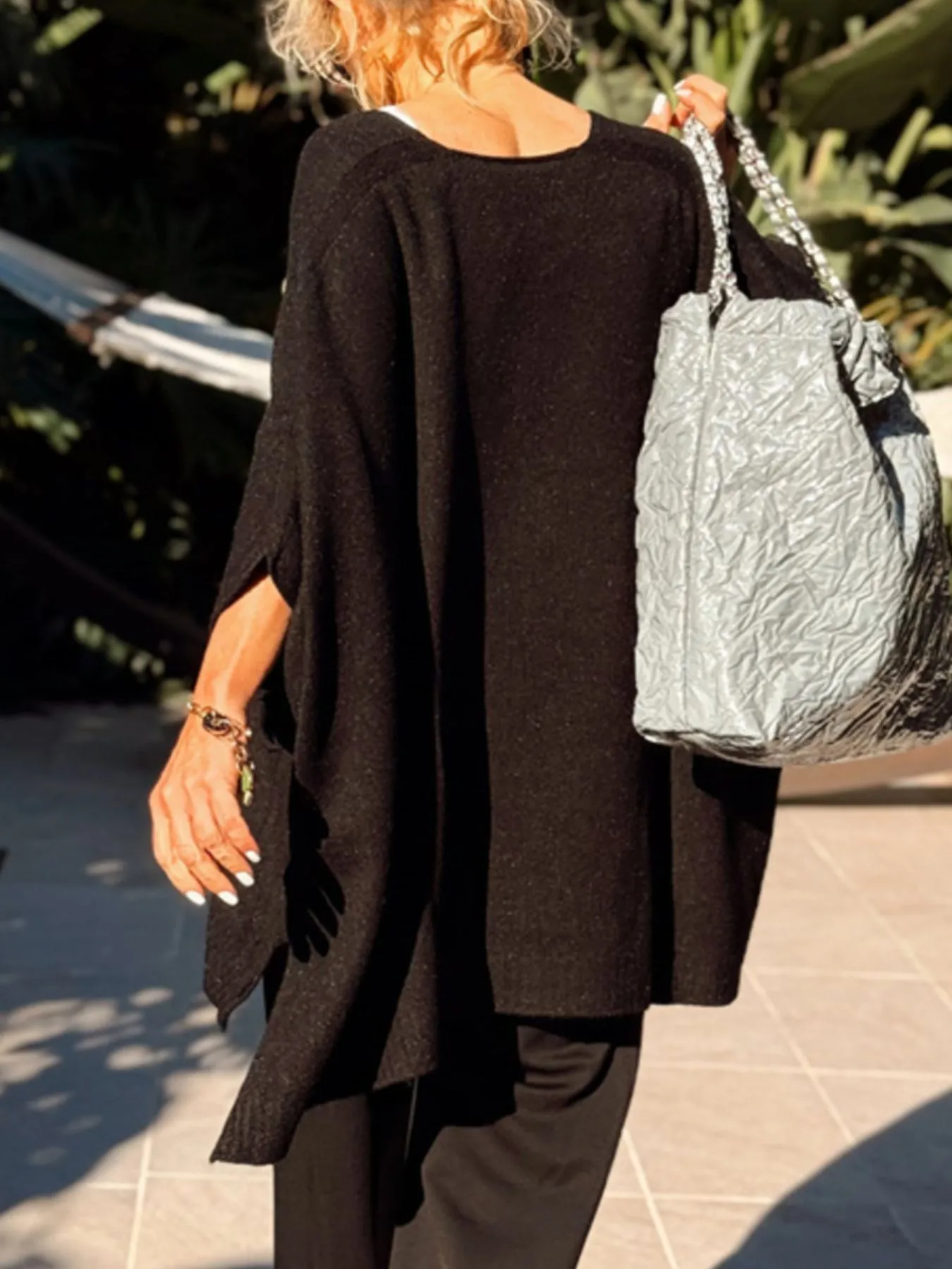 Ribbed Hem V-Neck Sweater - Image 8