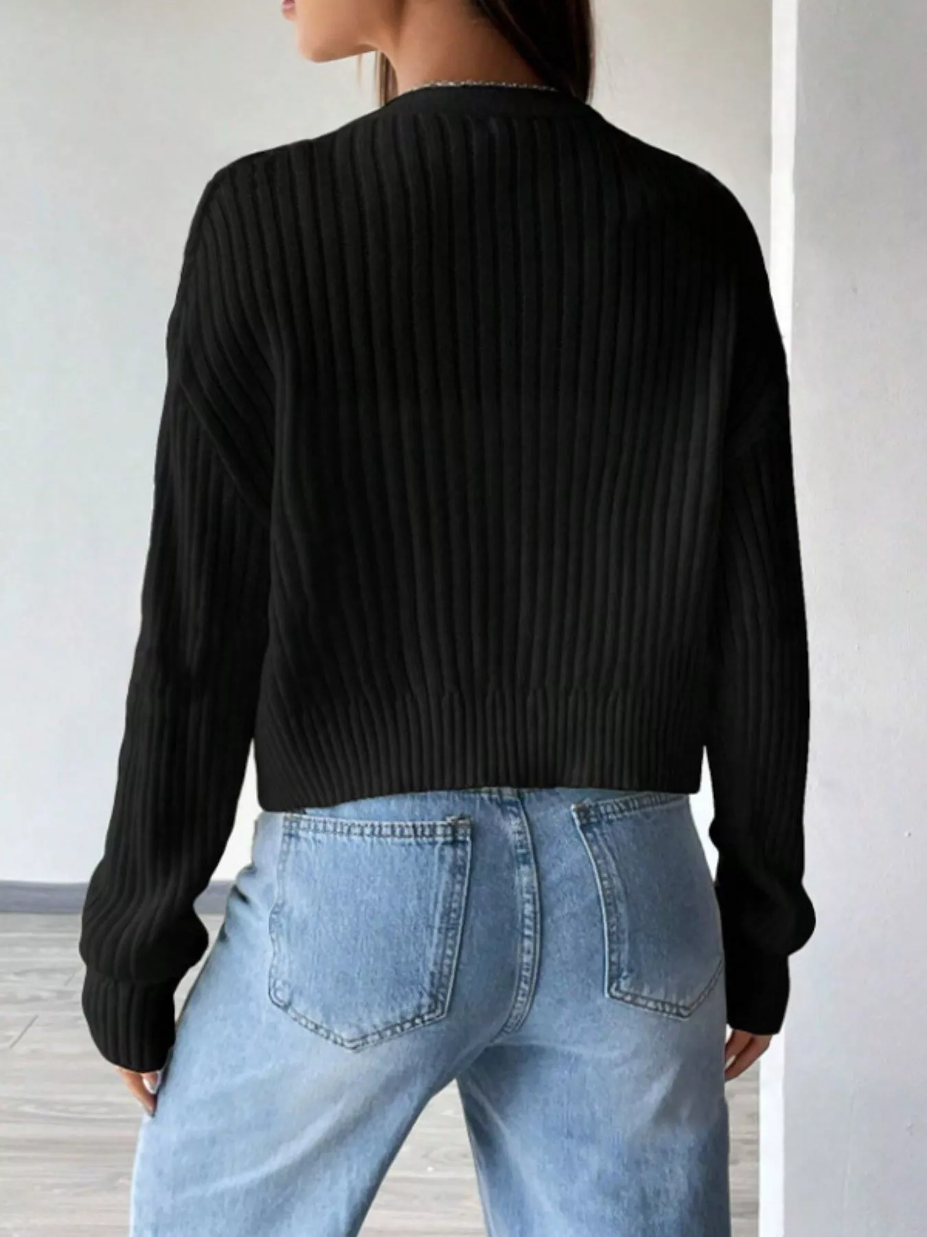 Ribbed Knit Button-Up Cropped Cardigan - Image 9