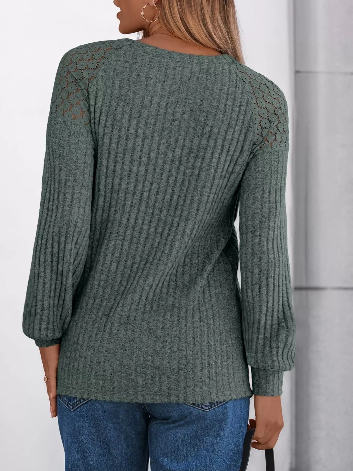 Ribbed Knit T-Shirt with Lace Shoulder Detail - Image 18
