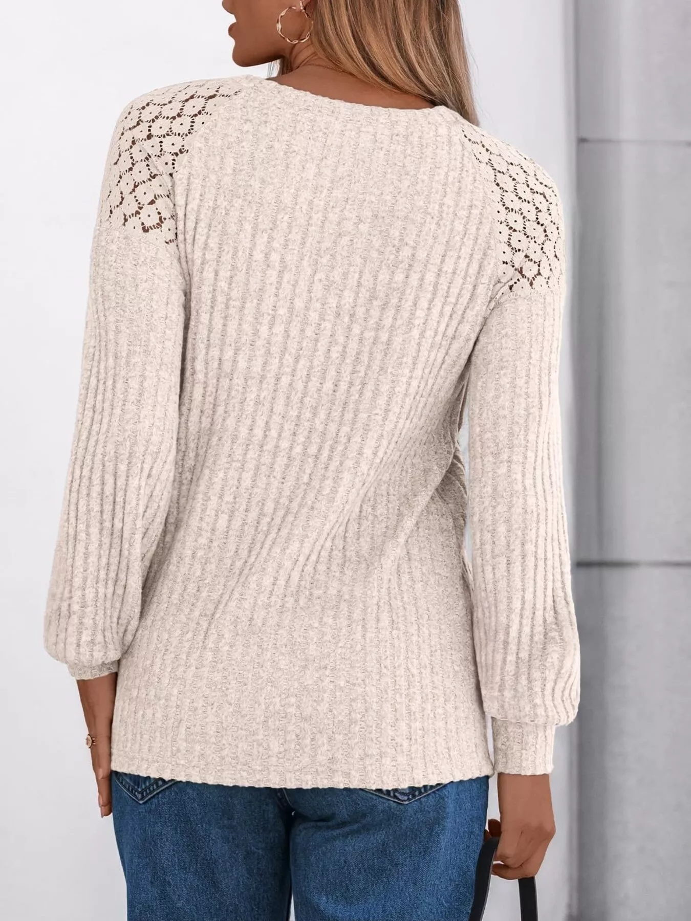 Ribbed Knit T-Shirt with Lace Shoulder Detail - Image 4