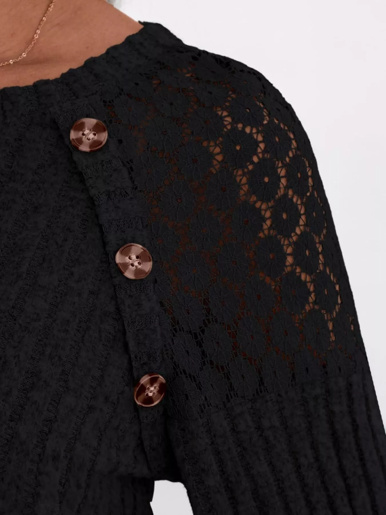 Ribbed Knit T-Shirt with Lace Shoulder Detail - Image 9