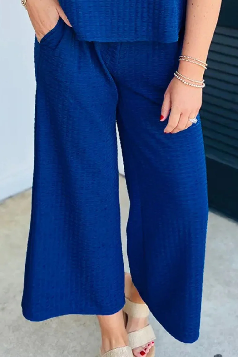 Round Neck Cap Sleeve Top and Pants Set - Image 3